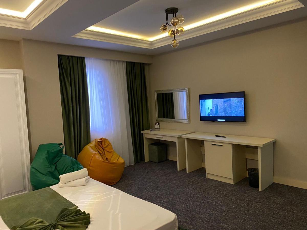 Mont Inn Hotel Bakoe Buitenkant foto